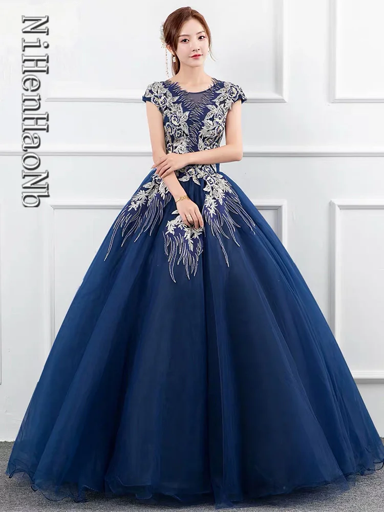 Blue Quinceanera Dresses Flower Appliqués Ball Gown Elegant Exquisite Prom Dress Custom Made Vestidos De 15