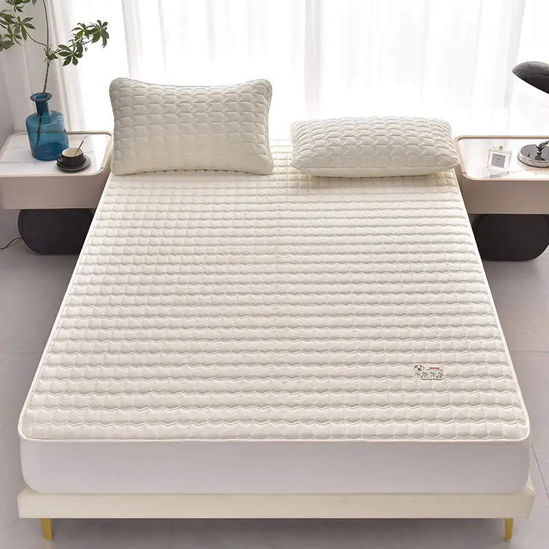 Thick Quilted Mattress Cover King Customized Anti-bacterial Mattress Protector Cover Soft Fitted Sheet Not Including Pillowcase