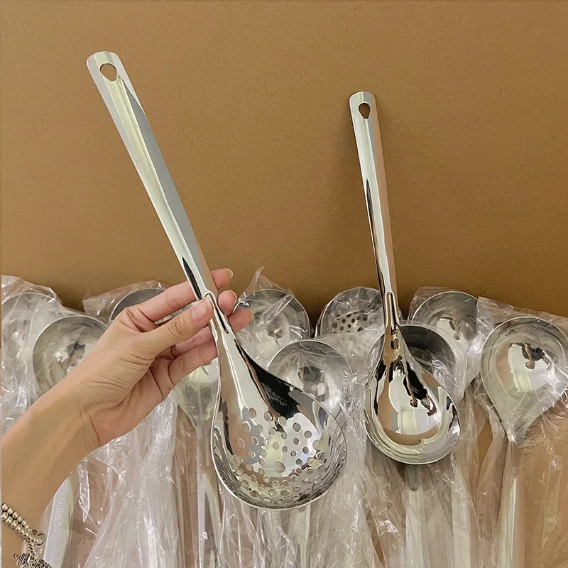 Lebensmittelqualität aus Edelstahl 304, Löffel, Sieb für die Küche, Löffel mit langem Griff, große Suppe, heißer Topf, vertiefter Suppenlöffel