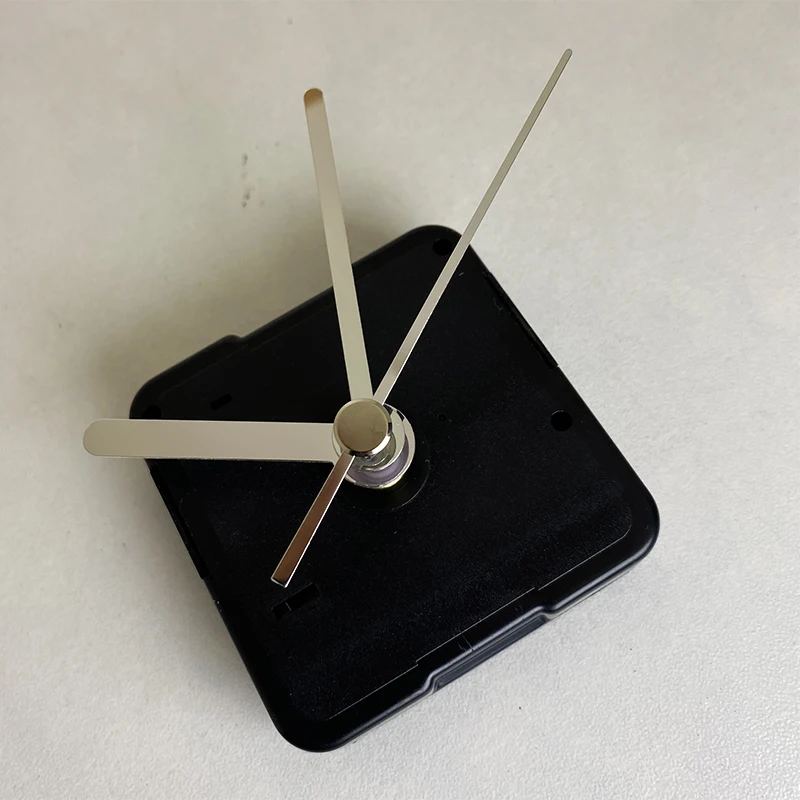 آلية حائط صامتة من نوع البطارية غير المحدودة مع إضاءة عالية 9012 ملحقات عقارب فضية يمكنك صنعها بنفسك حركة ساعة كوارتز