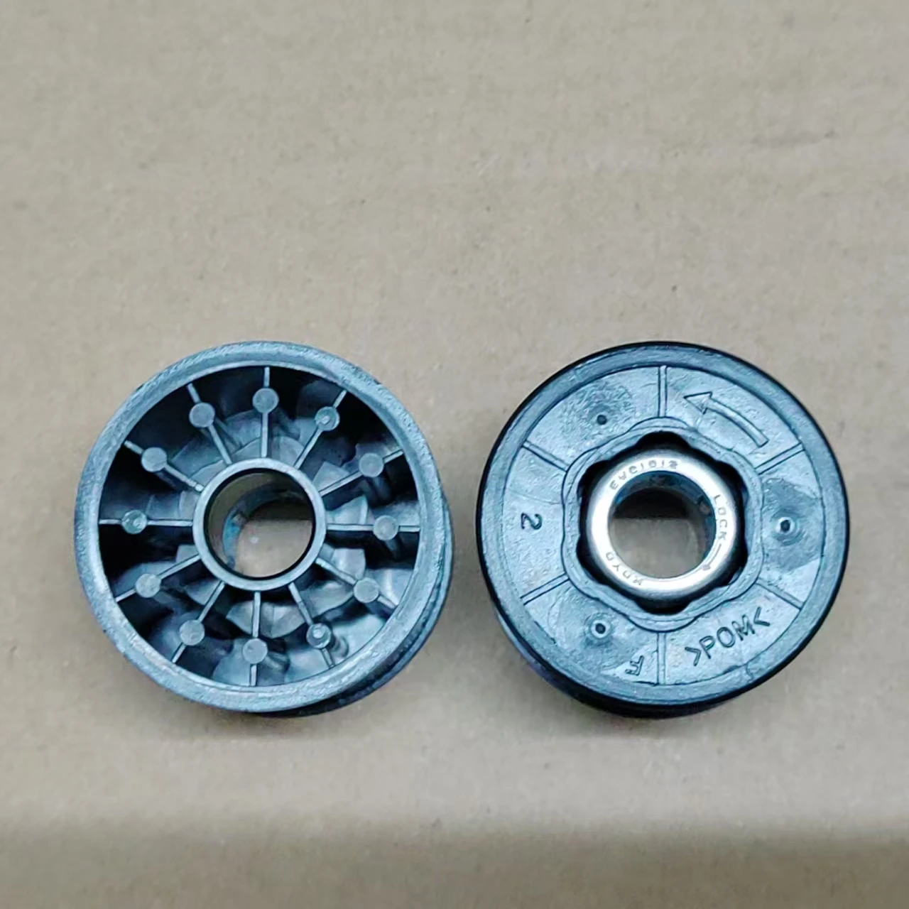 

Original 021-14302 OR 023-12306 Duplicator Core:Pickup Roller fit for RISO EV RZ RV RN