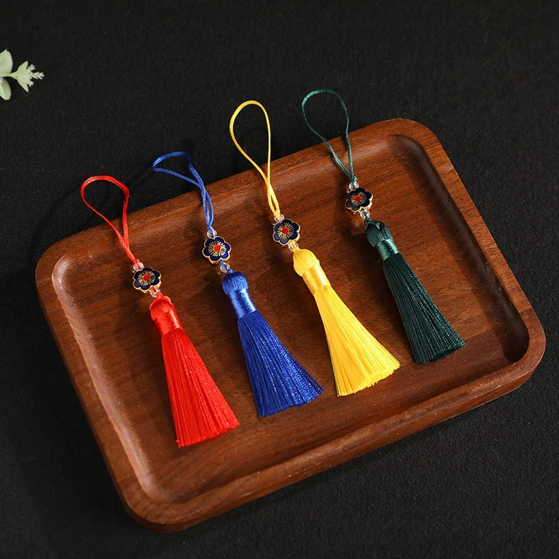 5pcs/lot 6CM Small Plum Tassel Bookmark Headdress Sachet Pendant U Disk Pendant Sachet Fan Pendant