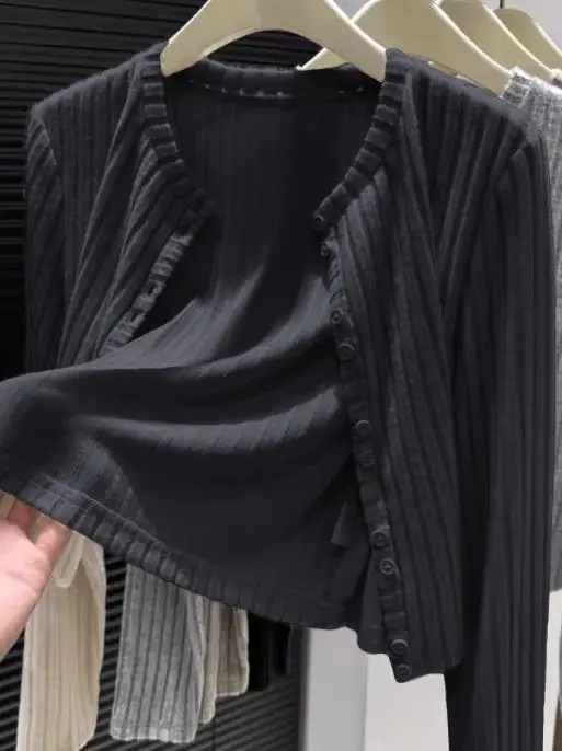 Maglione camicia di lana a maniche lunghe minimalista alla moda da donna Autunno Inverno 2025 Abbigliamento