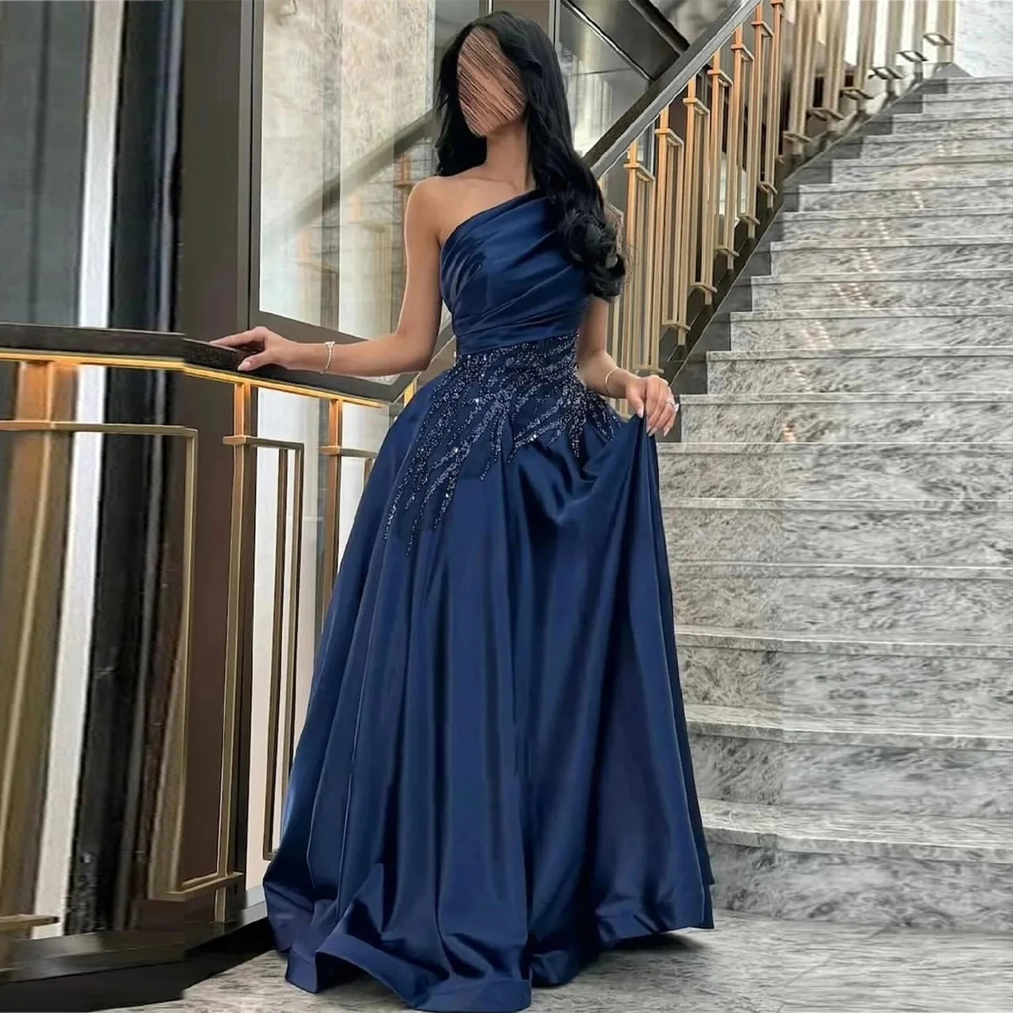 Robe de soirée en Satin bleu marine pour femmes, asymétrique épaule dénudée, robe formelle élégante pour bal, mariage, fête et Occasions spéciales