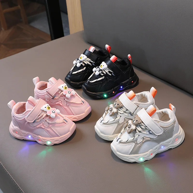 Sneakers luminose traspiranti per ragazze scarpe sportive con suola morbida per bambini Sneakers luminose per bambini scarpe luminose brillanti per