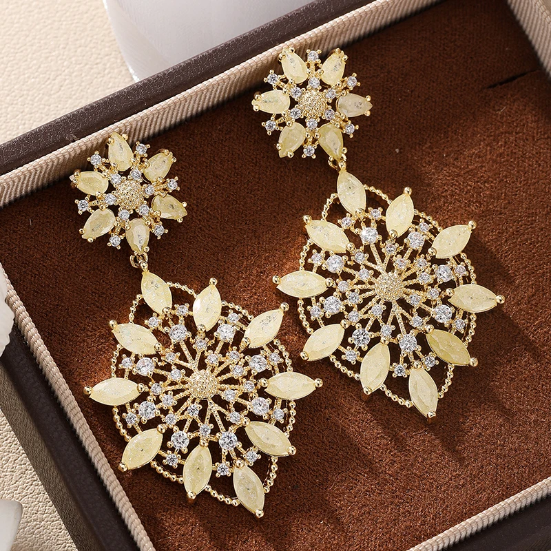 

SENYU Bohemian Gold Plated Floral Drop Earrings Pave Ice Marquise Zircon Crystal Exquisite Statement Jewelry for Party Wedding