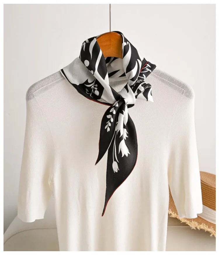

2026 Vintage Blue Black Floral Print Silk scarf 100% Silk Triangle Scarf Bohemian Women's Silk Scarf Ladies Accessories