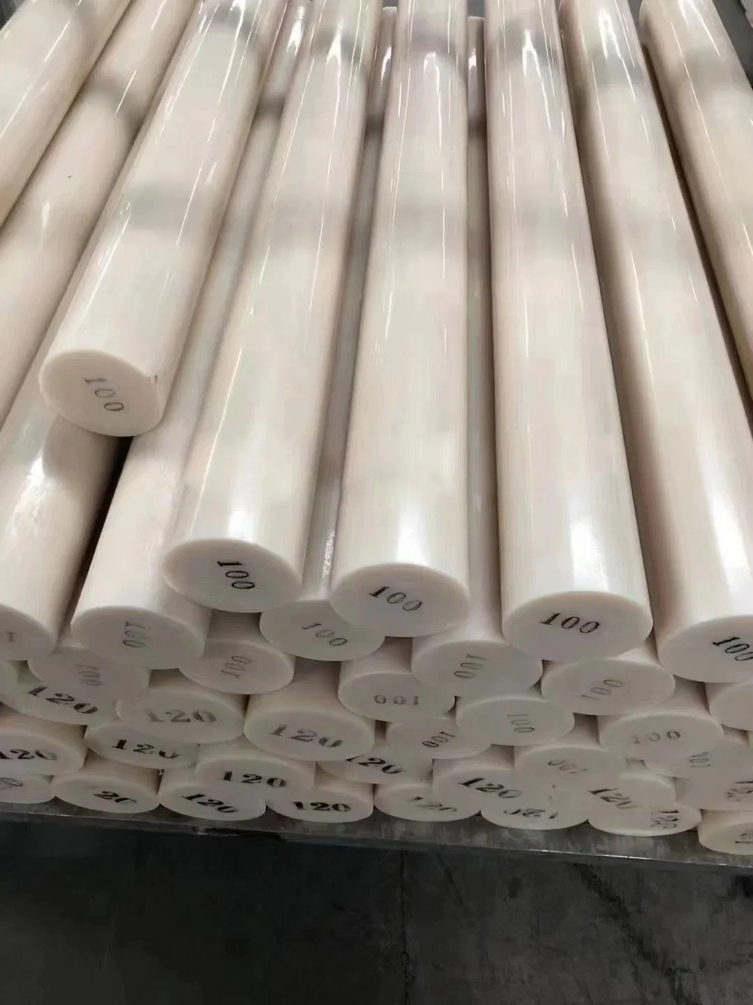 

Dia 3~40mm PEEK rod Polyetheretherketone bar Special engineering plastics High temperature resistance Precision part