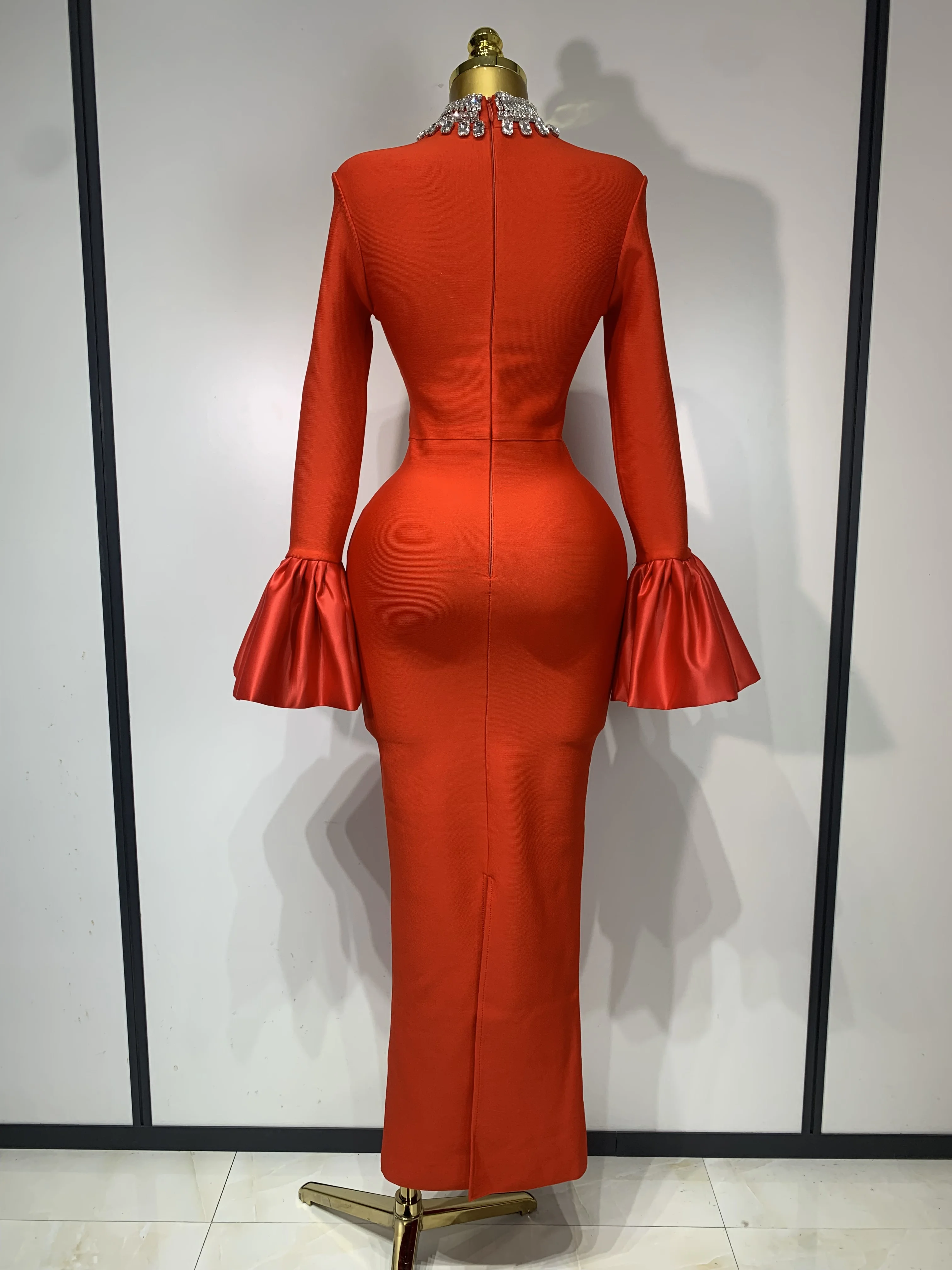 red bandage dress outfit Clothing : Bandage Dresses : 'Domenica' Red Sweetheart Neckline Bandage Dress