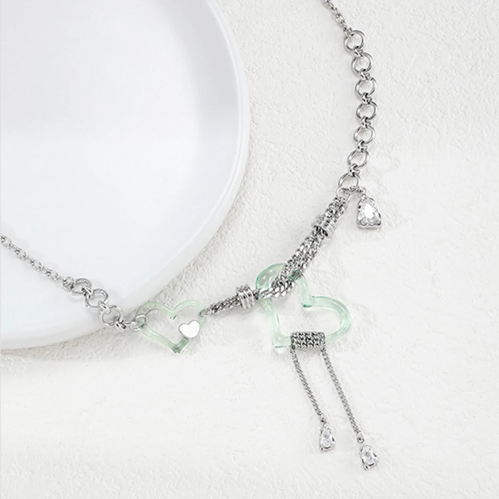 Eetit Stylish Unique Design Acrylic Green Heart Chain Glass Drop Necklace Silver Color Copper Charm Chic Fashion Jewelry