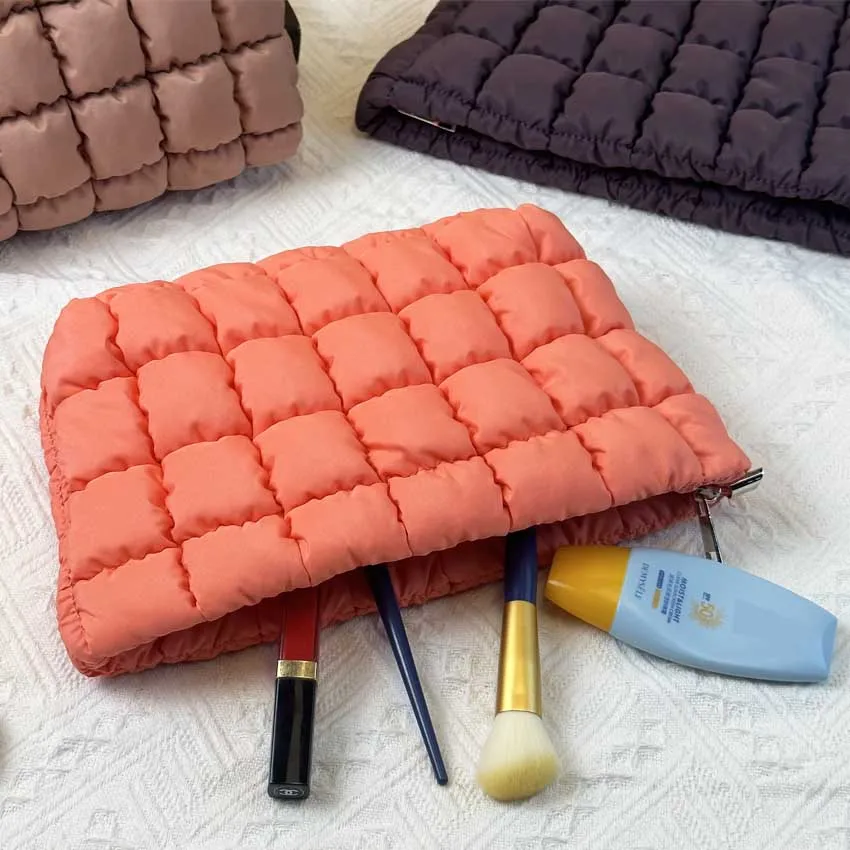 New Puffy Makeup Bag Travel Puffer Toiletry Zipper Pouch Soft Cosmetic Bag Large Capacity Waterproof Fluffy Pouch