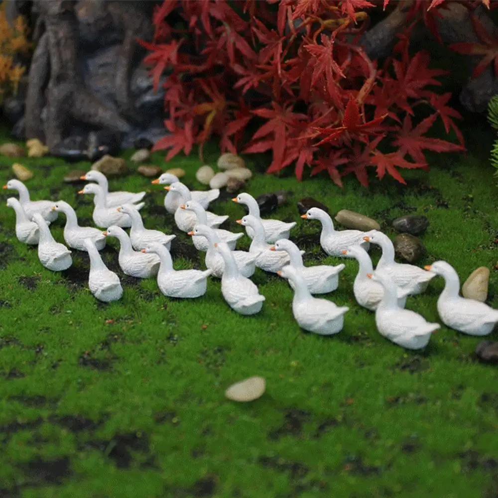 Cute Mini Duck Statue Resin Crafts Delicate White Duck Ornaments Handmade Micro Landscape Decoration Garden