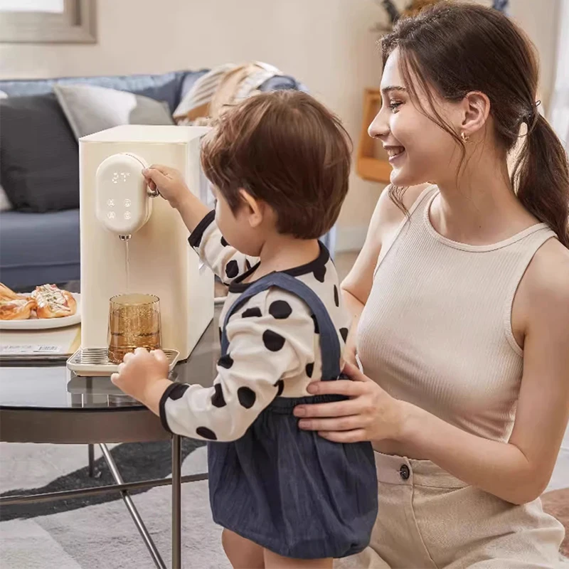 Dispensador instantâneo de água quente, purificador tudo em um desktop, purificador de água doméstico, máquina direta de bebida, 2200W