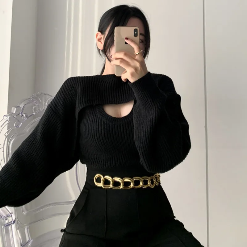 เสื้อสเวตเตอร์ถักแฟชั่นสำหรับสาวๆ สไตล์หรูหรา สำหรับฤดูใบไม้ร่วงและฤดูหนาว แบบเสื้อสองชิ้นในตัวเดียว ดีไซน์เสื้อกั๊กและเสื้อสเวตเตอร์ทรงเข้ารูป สีพื้น เรียบง่าย
