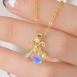 Fashion Cute Firefly Harmless Insect Animal Necklace Shiny Colorful Retro Creative Design Firefly Clavicle Chain Pendant Gift