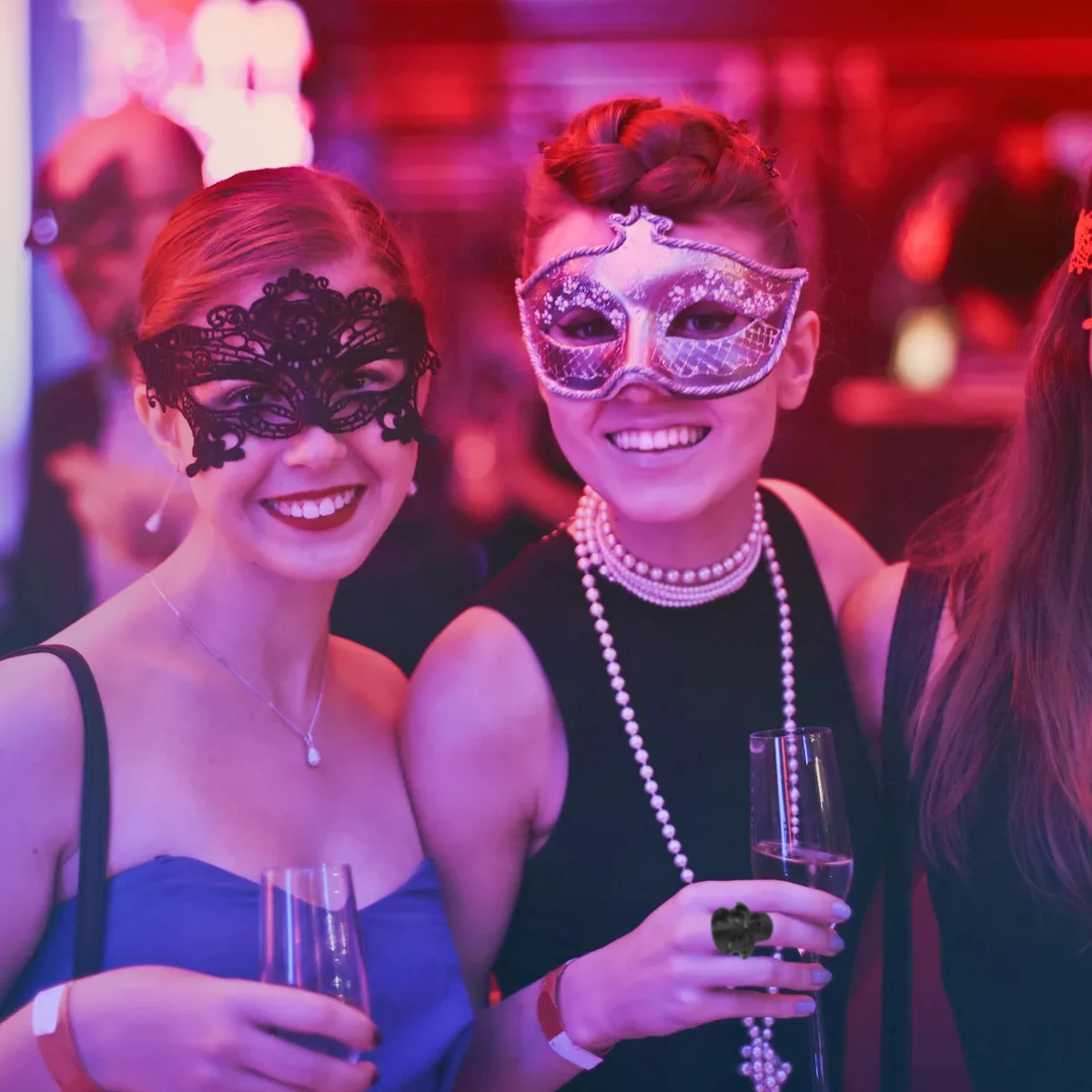 

Skull Ring Halloween Rings Luminous for Party Plastic Flash Finger Toys Costume Accessories