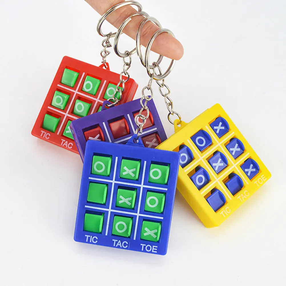 

4Pcs Chess Hanging Keychains Kids Brain Development Puzzle Game Lightweight Portable Backpack Charms Fun Party Gift Favor