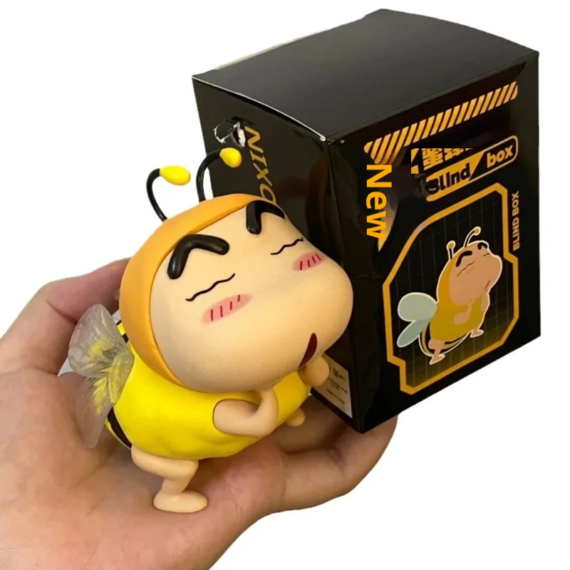 جديد تلوين شين تشان كوس النحل 8 سنتيمتر ألعاب صغيرة شخصيات كرتونية Kawaii دمية جمع نموذج Gk تمثال الحلي ديكور سيارة هدايا الاطفال