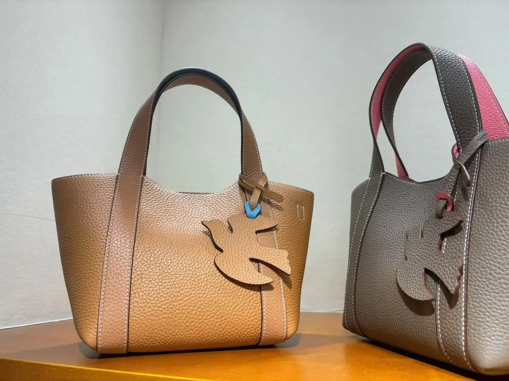 

Luxury Double-sided Vegetable Basket Bag Fashion Lychee Pattern Genuine Leather Handbags For Women Large Capacity Bucket Bag