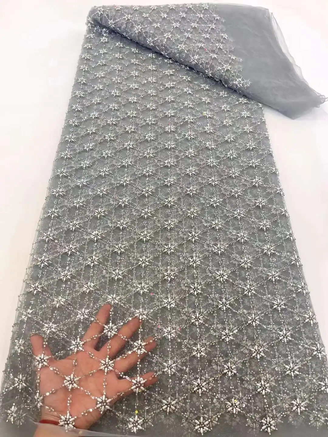 

Luxury French Beaded Tulle Lace Fabric Fashion Feather Tail African Net Lace Fabrics Elegant Sequins For Evening Material XC48HN