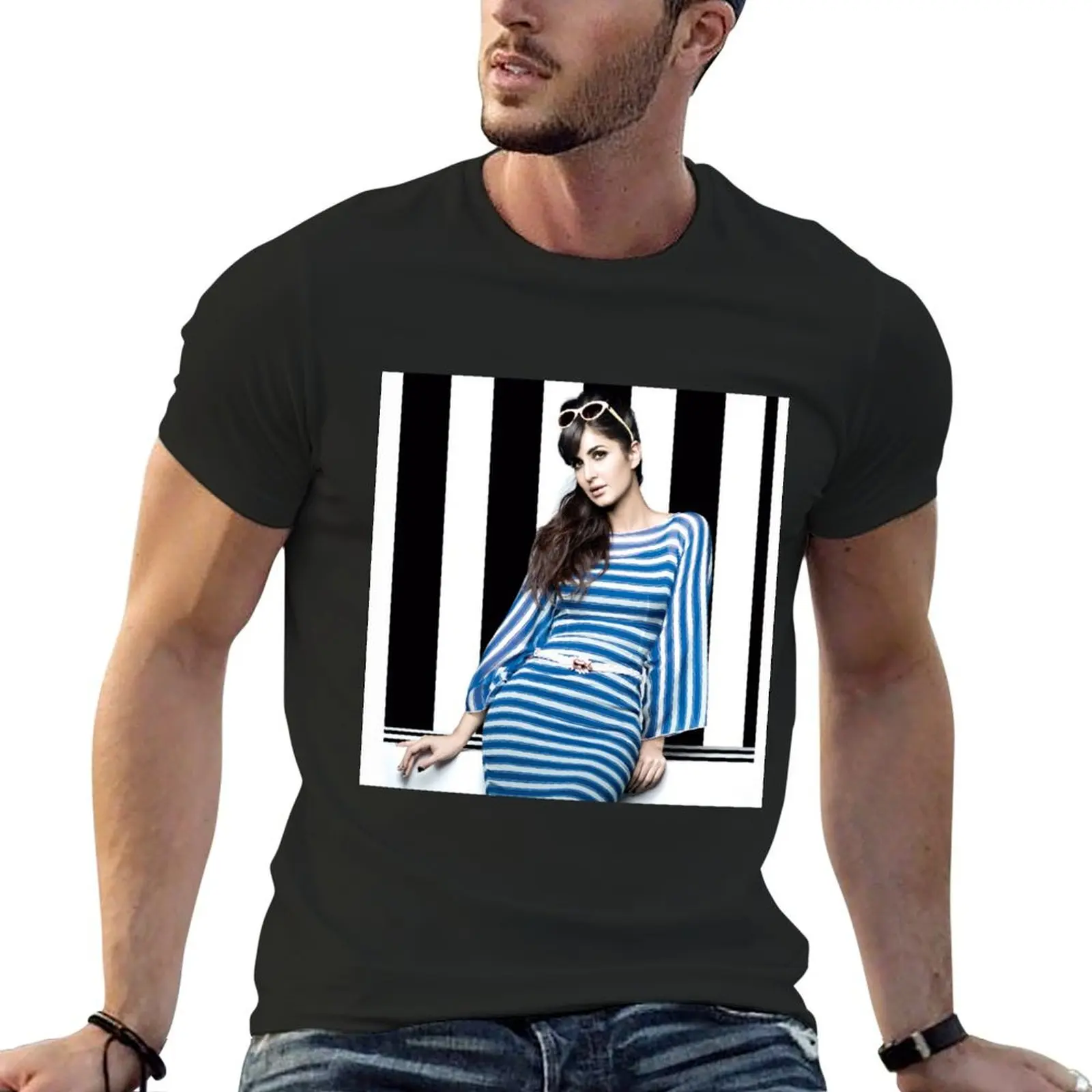 Katrina Kaif T-Shirt anime stuff heavyweights shirts men