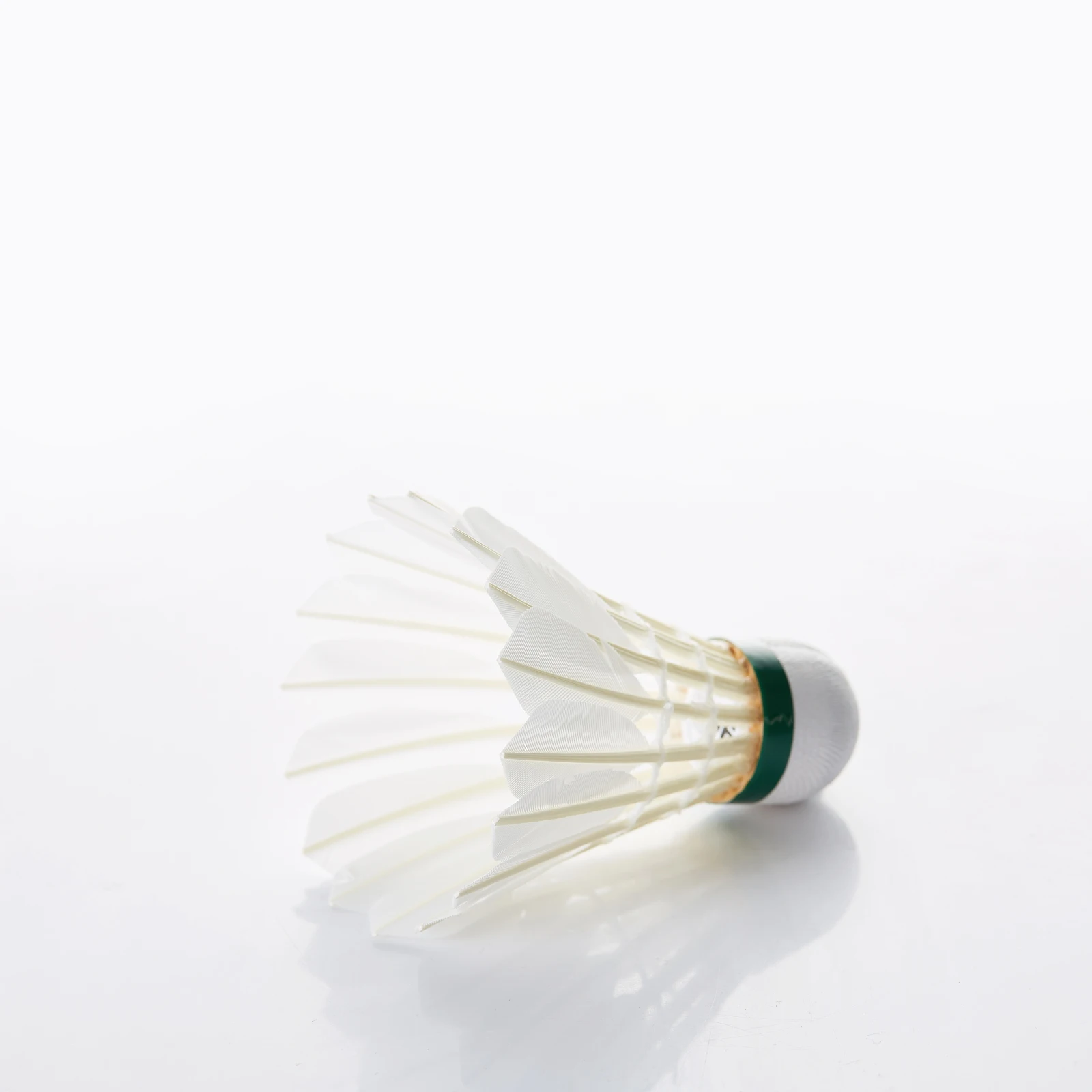 Kawasaki Badminton Shuttlecock 10E Goose Feather Speed 77