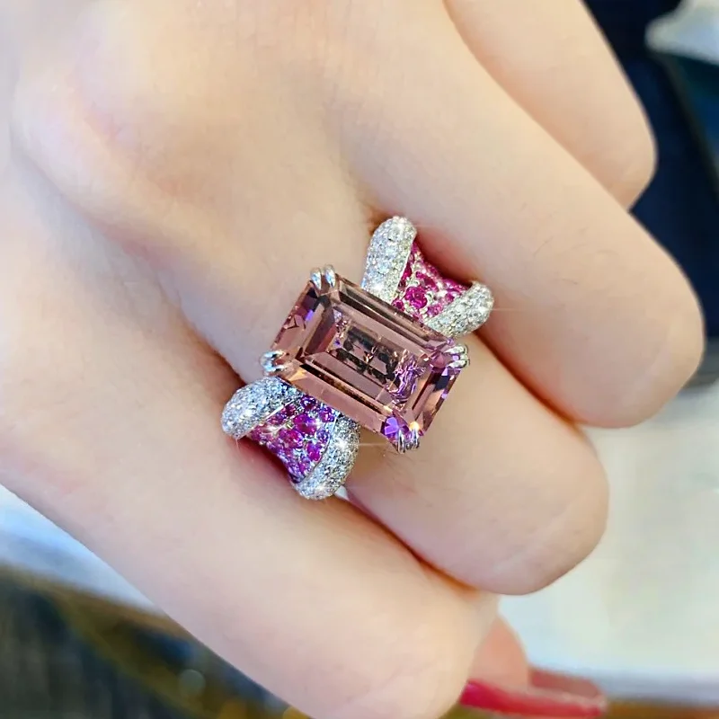 Personalized Retro Cool Style Pink aaa Cubic Zirconia Irregular Ring Ladies Engagement Sisters Party Jewelry Accessories Gift