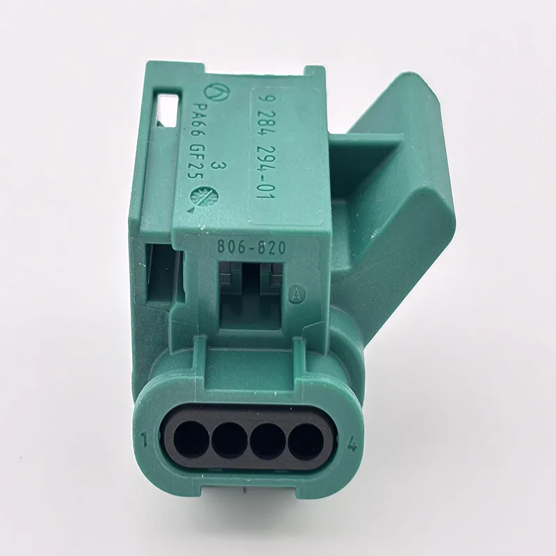 4 Pin Repair Switch Plugs 9284 294-01 PA66 GF25 806 820 Automobile Waterproof Connectors Parts For BMW