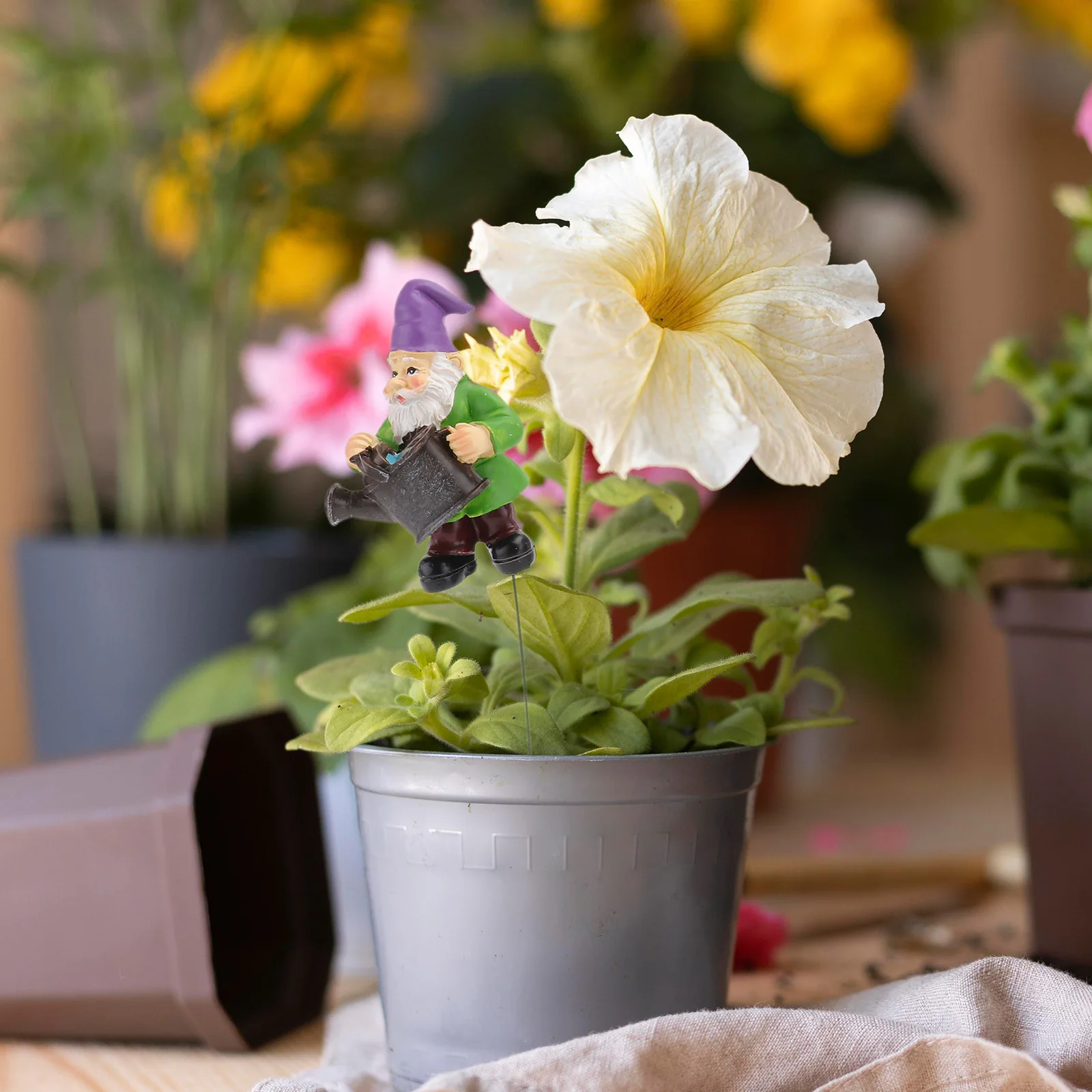 

5Pcs Resin Dwarf Garden Adornment Creative Cake Decoration Decorative Resin Craft Miniature Fairy Garden Decor