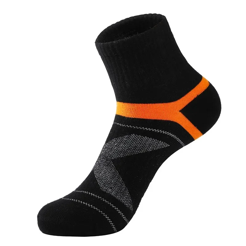 5 Pairs Men\'s Mid Length Socks Outdoor Professional Sports Socks High Quality Man Breathable Socks Running Basketball Socks