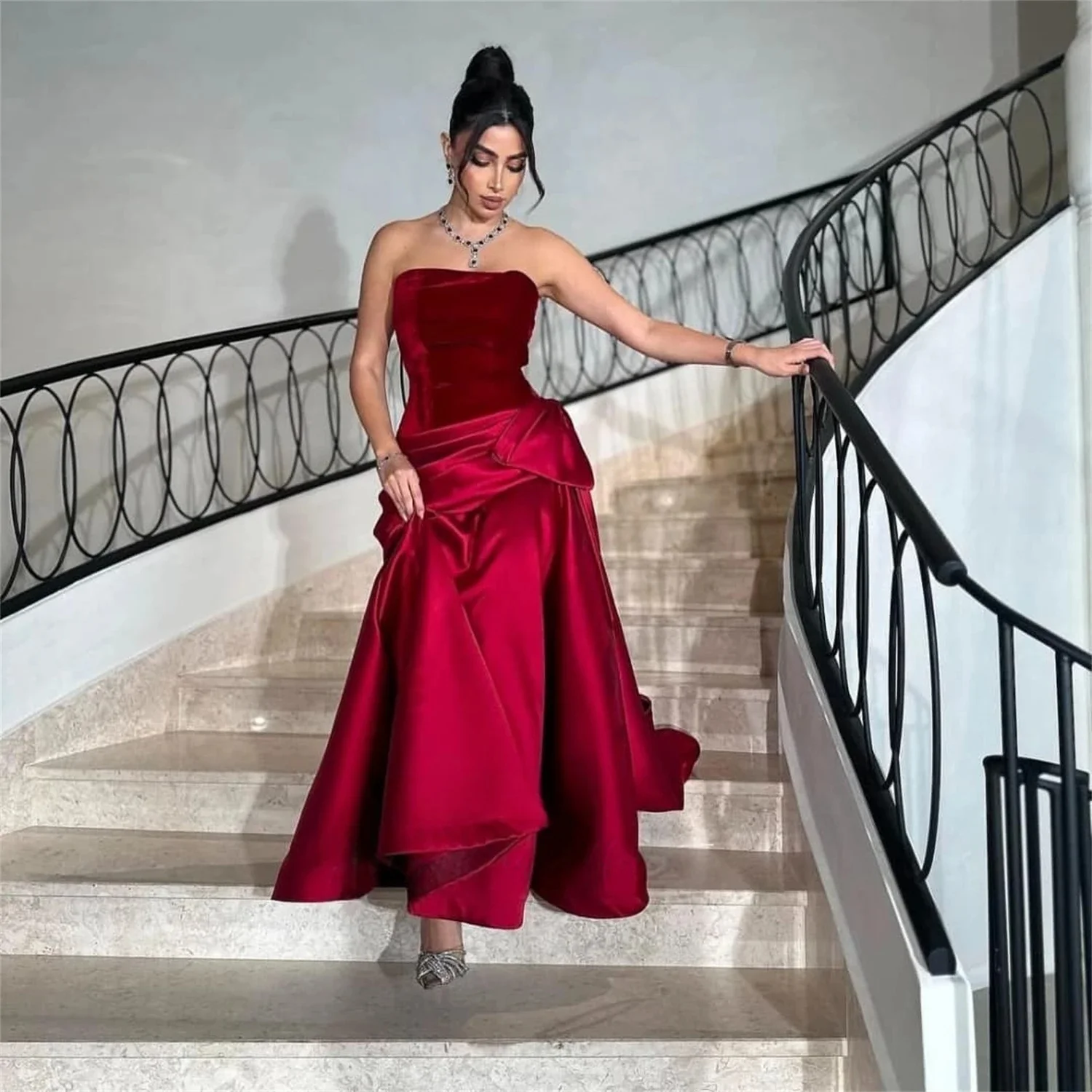

Burgundy Strapless Long Bespoke Occasion Gown Evening Dresses Pastrol Unisex Jersey Retro Dubai Saudi Arabic Prom Customized
