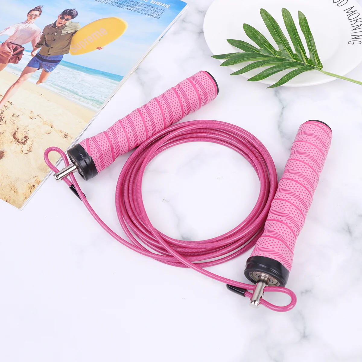 

Fitness Jump Rope Sweat-absorbent Bearing Jump Rope Comfortable Handle Skipping Rope with Steel Wire for Fitness Exercise (Pink)