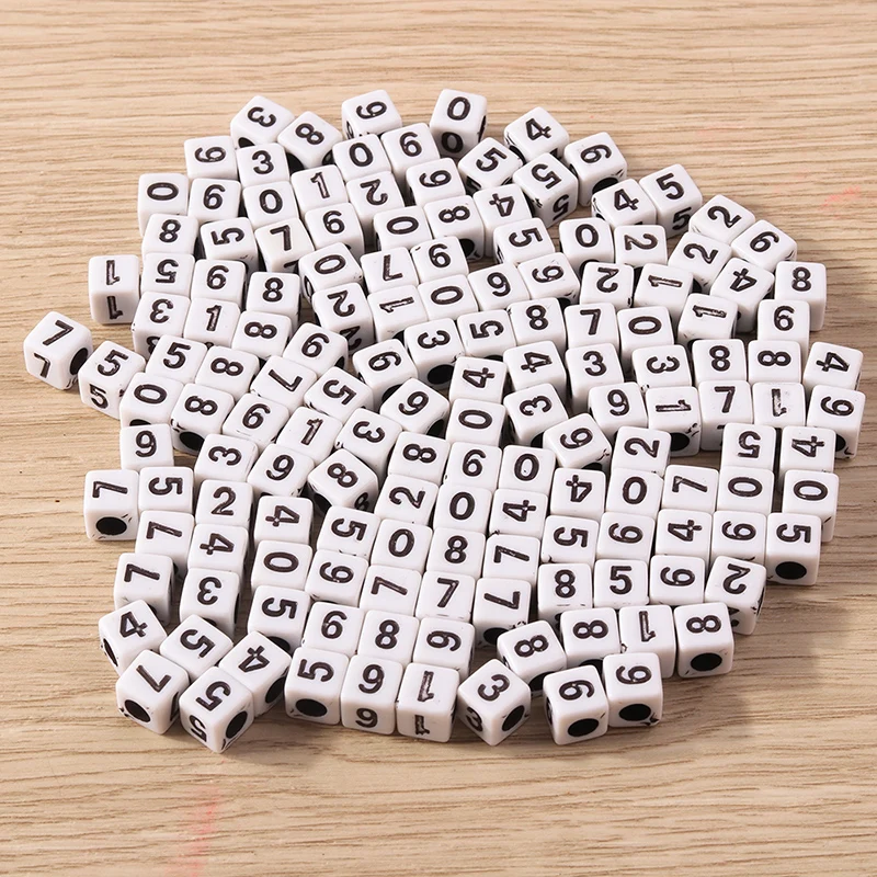 Tusember 100 Stück quadratische Acrylperlen, gemischte digitale Buchstabenperlen, lose Abstandshalterperlen für Armbänder, DIY-Schmuckherstellung – Detail 2