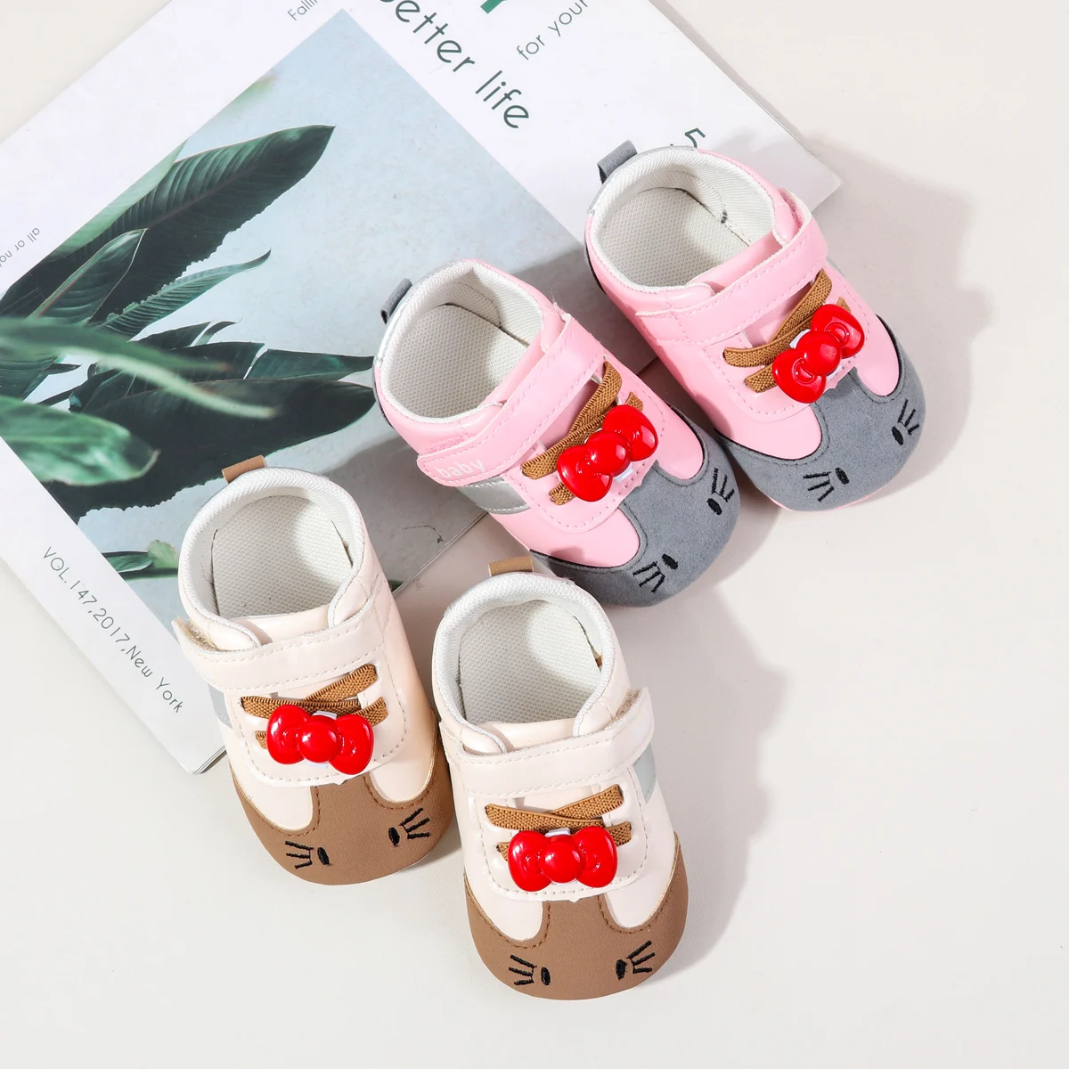 

2025 Spring And Autumn Baby Girls First Walking Indoor Outdoor Toddler Shoes For 0-18M Baby Cute Design With TPR Sole