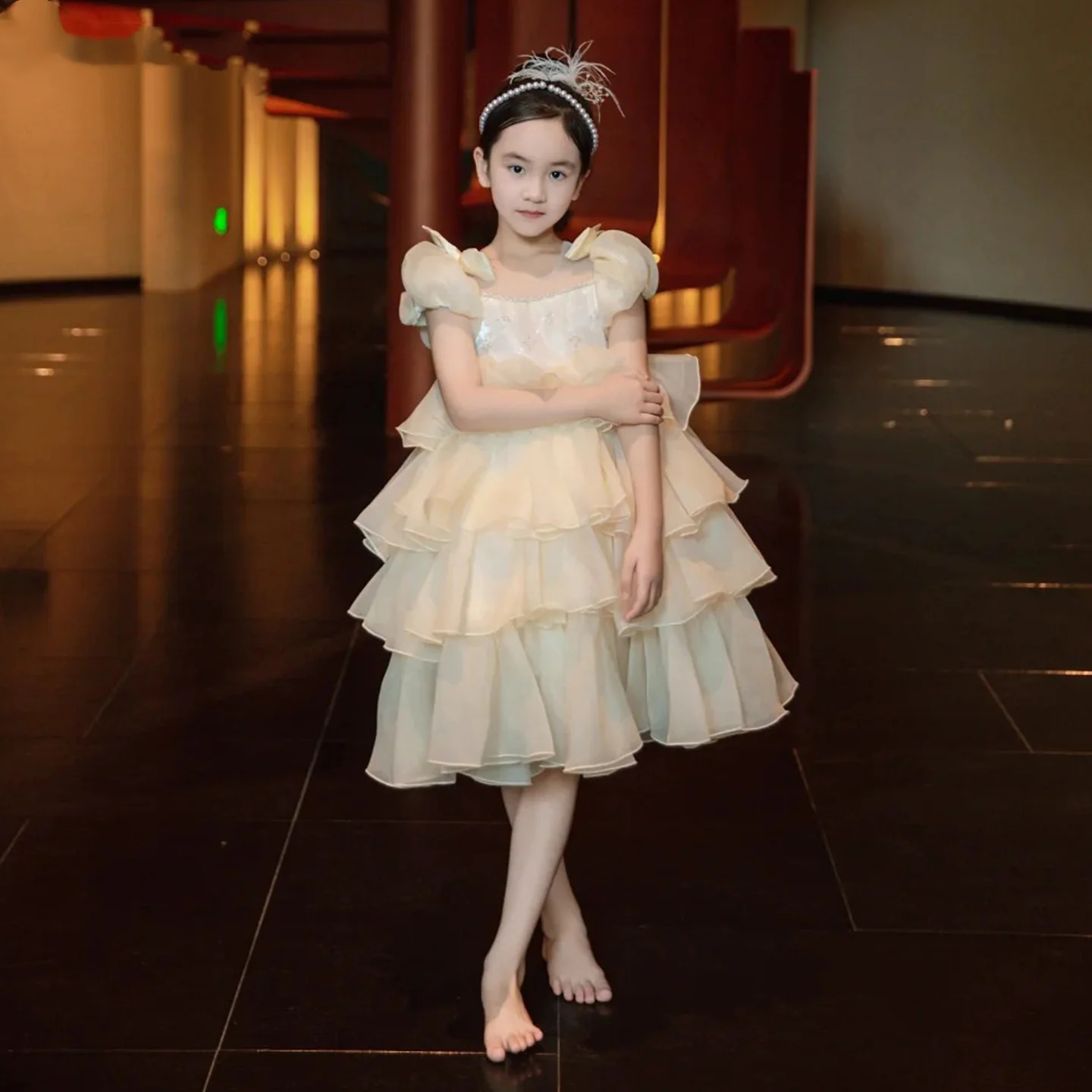 

Custom Flower Girl Dress Wedding Gown Birthday Party Pageant Square Neck Puff Sleeve Layered Ruffle Tulle Tea Length Dress فساتي