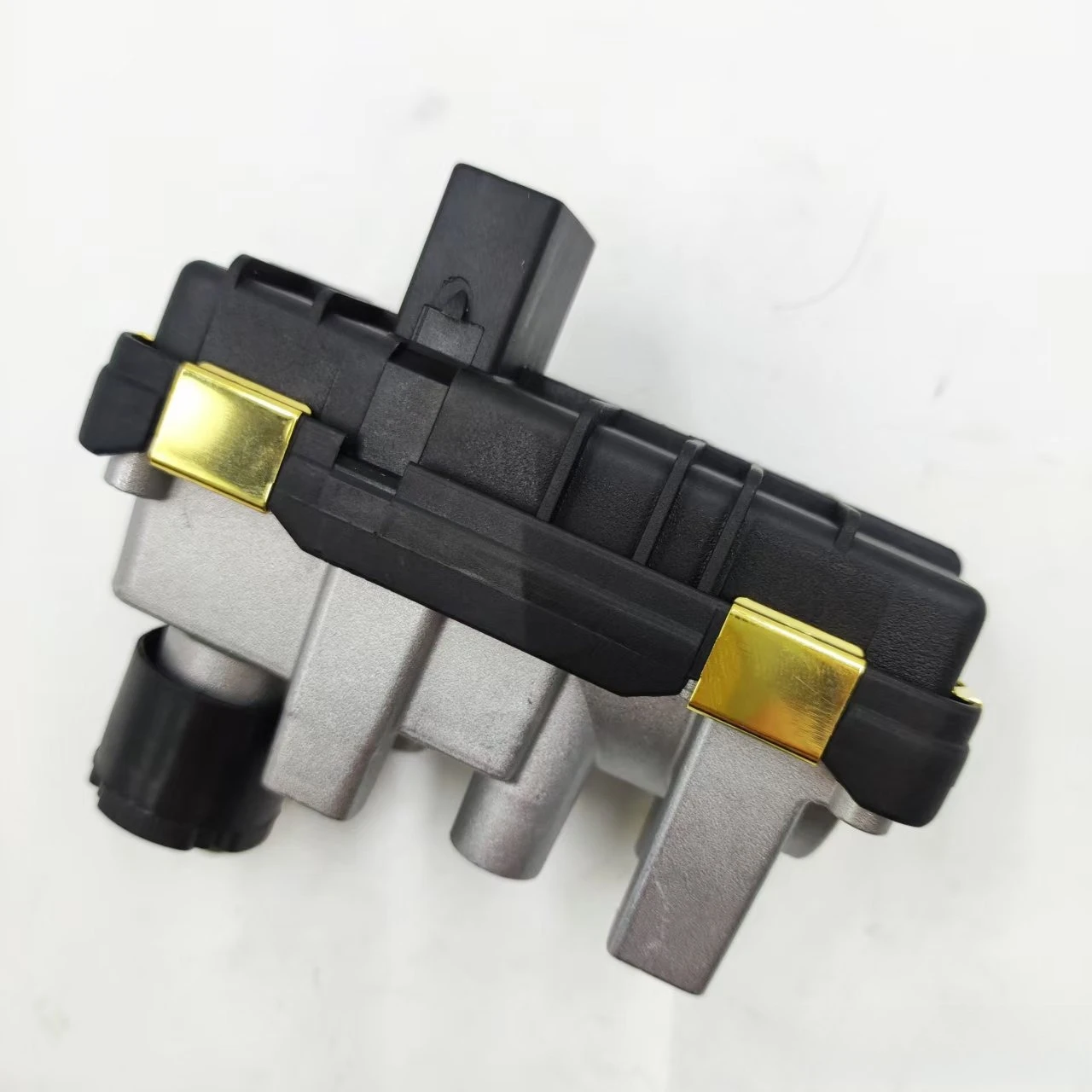 

Applicable for BMW 5 Series Supercharger Solenoid Valve 6NW009228 742730-0001 750080-0004