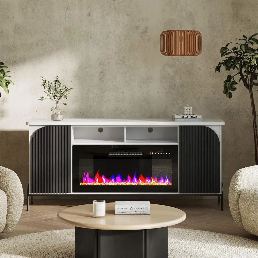 

Современная рифленая подставка для телевизора 68 с 36 электрическими каминами и хранилищем для телевизоров. Современная медиаконсоль с изогнутой панелью.