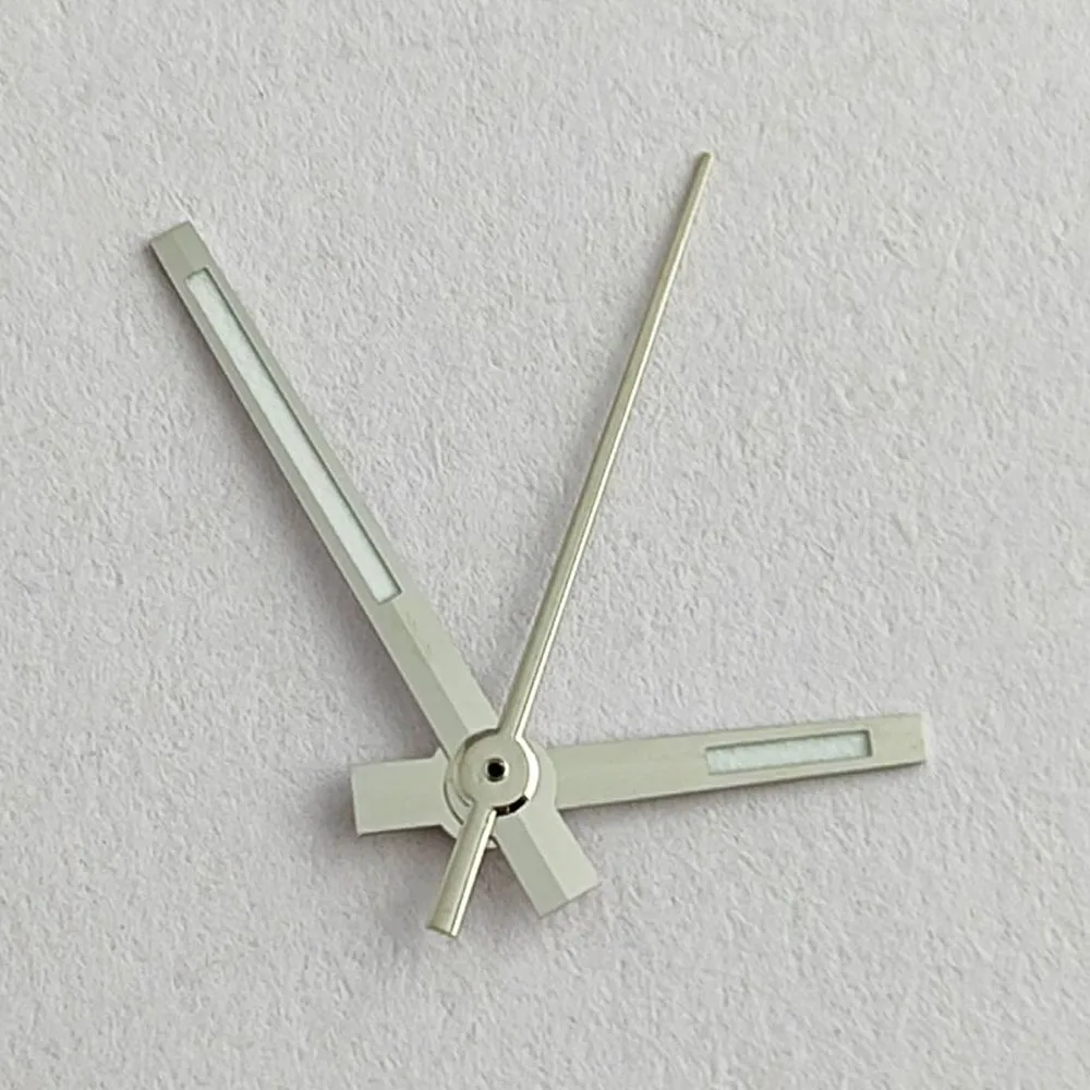 Lancette dell'orologio NH35 lancette luminose verdi adatte per lancette dell'orologio con movimento NH35NH38NH38
