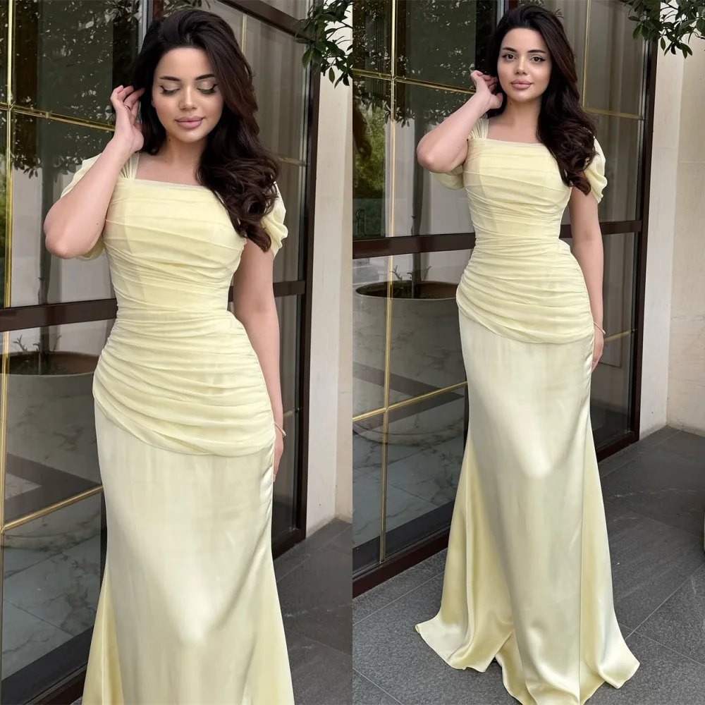 

Customized Modern Yellow Satin Evening Dresses Classic Strapless Short Sleeves Homecoming Dresses Special Occasion Gowns