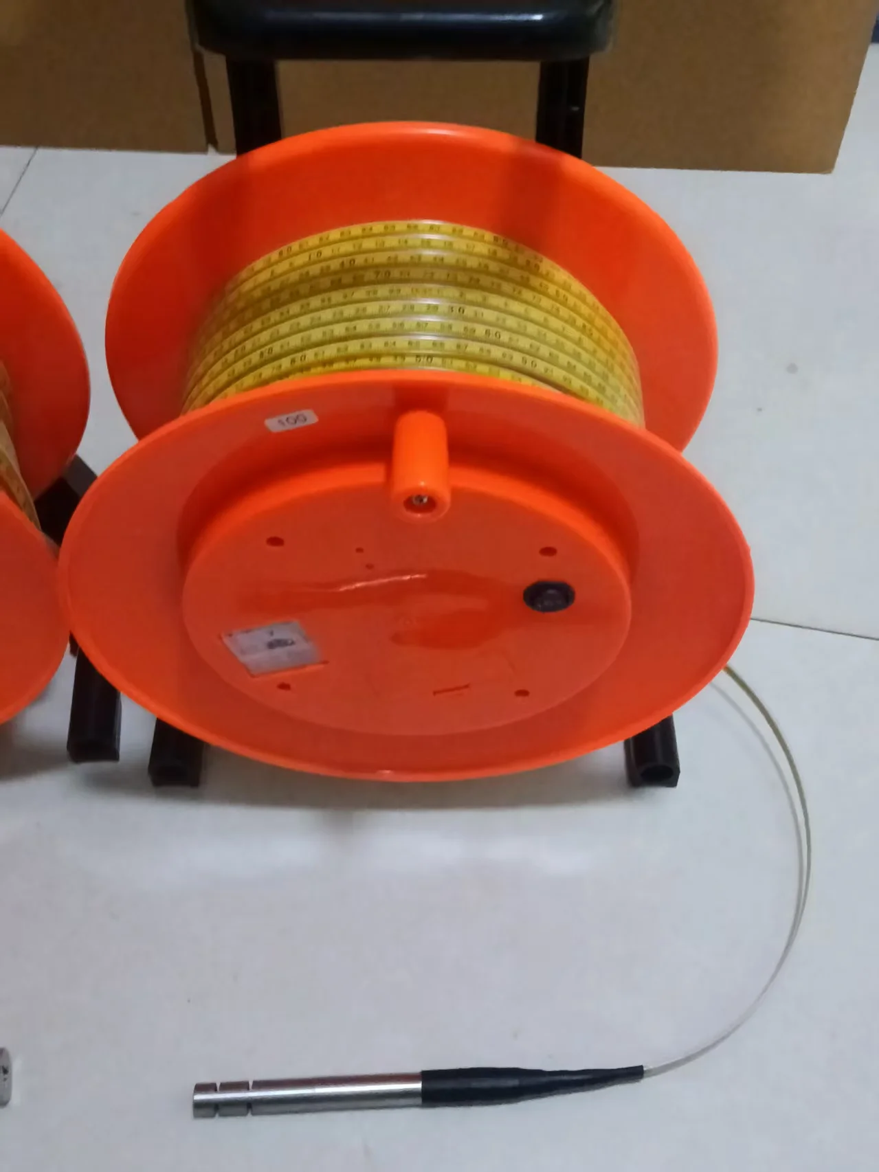 Simple and easy to operate water level gauge