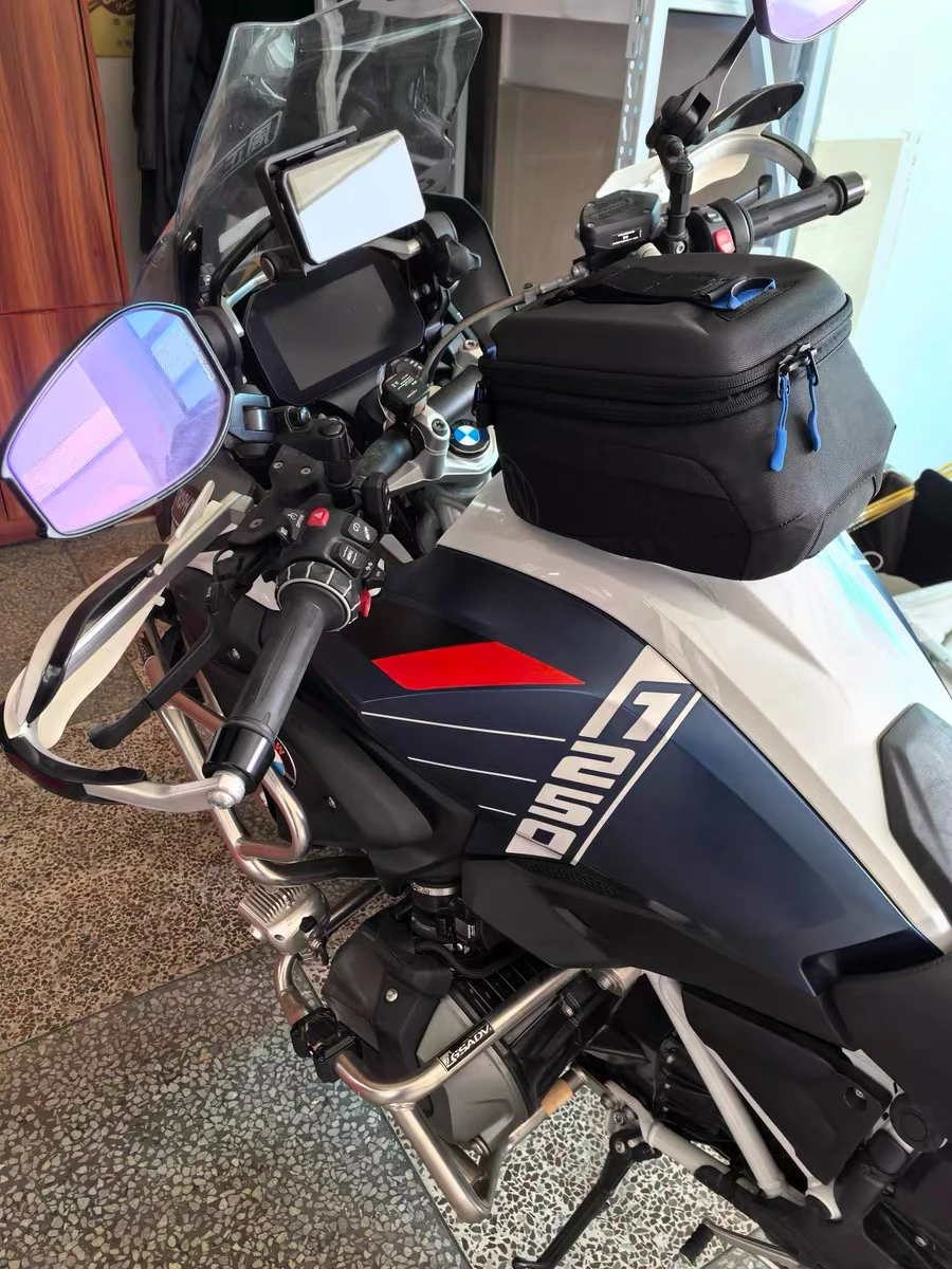 

For BMW G310GS G310R G310 G 310 GS R 310GS 310R Accessories Tank Bag Luggage Tanklock Storage Bags Backpack Phone Navigation Bag