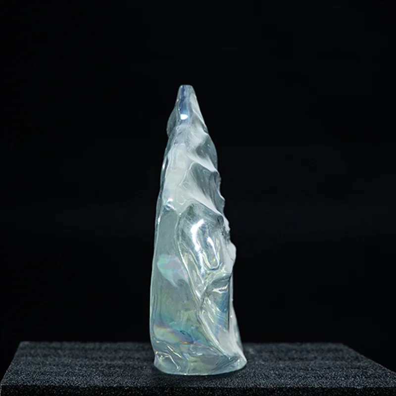 Modern home decoration transparent colored resin, figure interior resin decoration