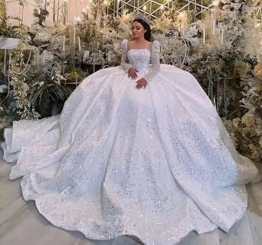 

2024 Luxury Arabic Dubai Wedding Dress Square Neck Long Puff Sleeves Crystal Beads Ball Gown Women Bridal Gowns Vestido De Novia