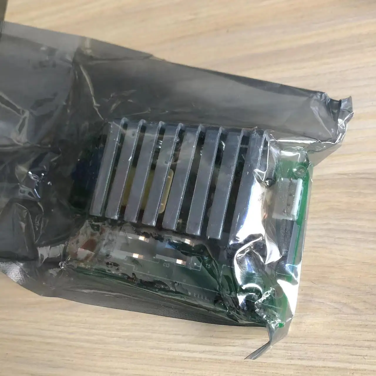 ใหม่เอี่ยม & Original M0185900HQ โคมไฟโปรเจคเตอร์240W Driver Ballast