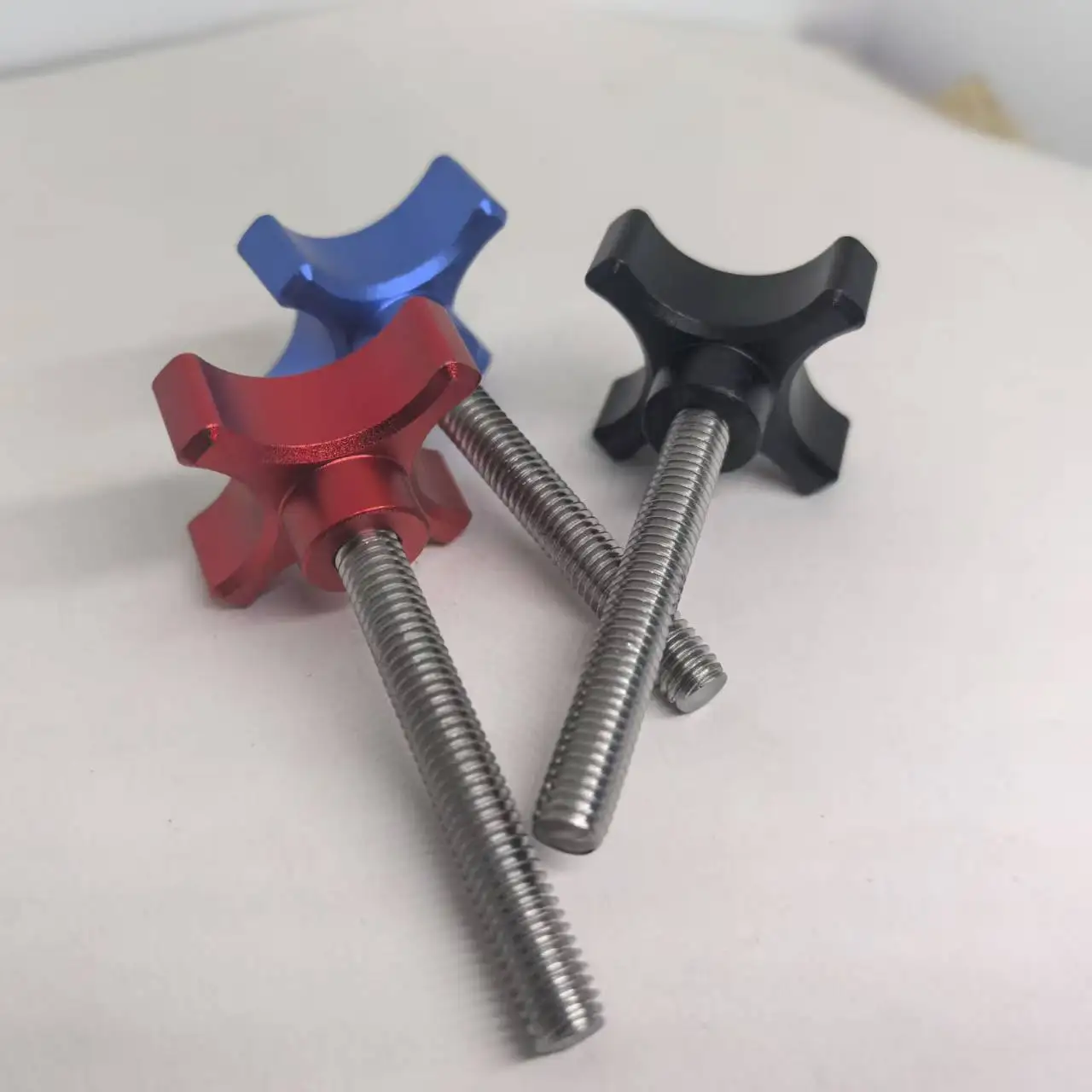 2pcs M6 M8 Aluminum Anodised Star Plum Bakelite Hand Tighten Thumb Screw Stainless Steel Thread Knob Tightening Screw Bolts