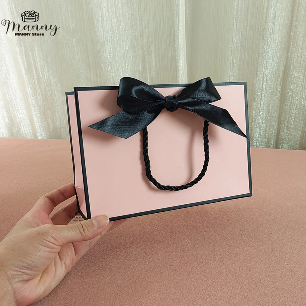 Pretty Pink Kraft Gift Bag Gold Present Box For Pajamas Clothes Books Packaging Gold Handle Paper Box Bags Kraft Paper Gift Bag