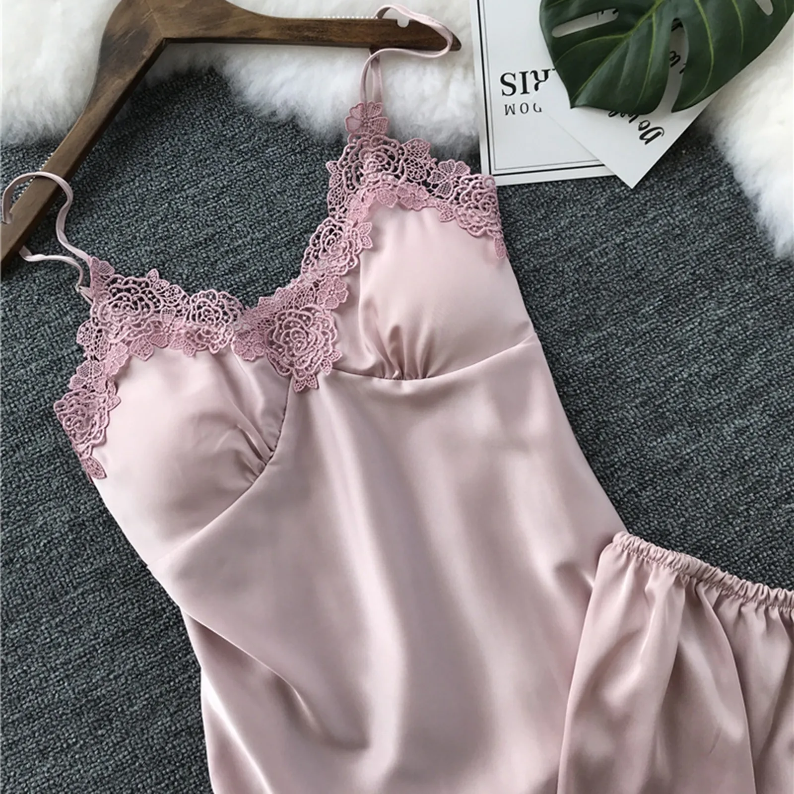 Sexy Lace Short Sleep Sets Soft Comfortable Satin Silky Solid Color Pajama Set Female Nightwear Nightdress