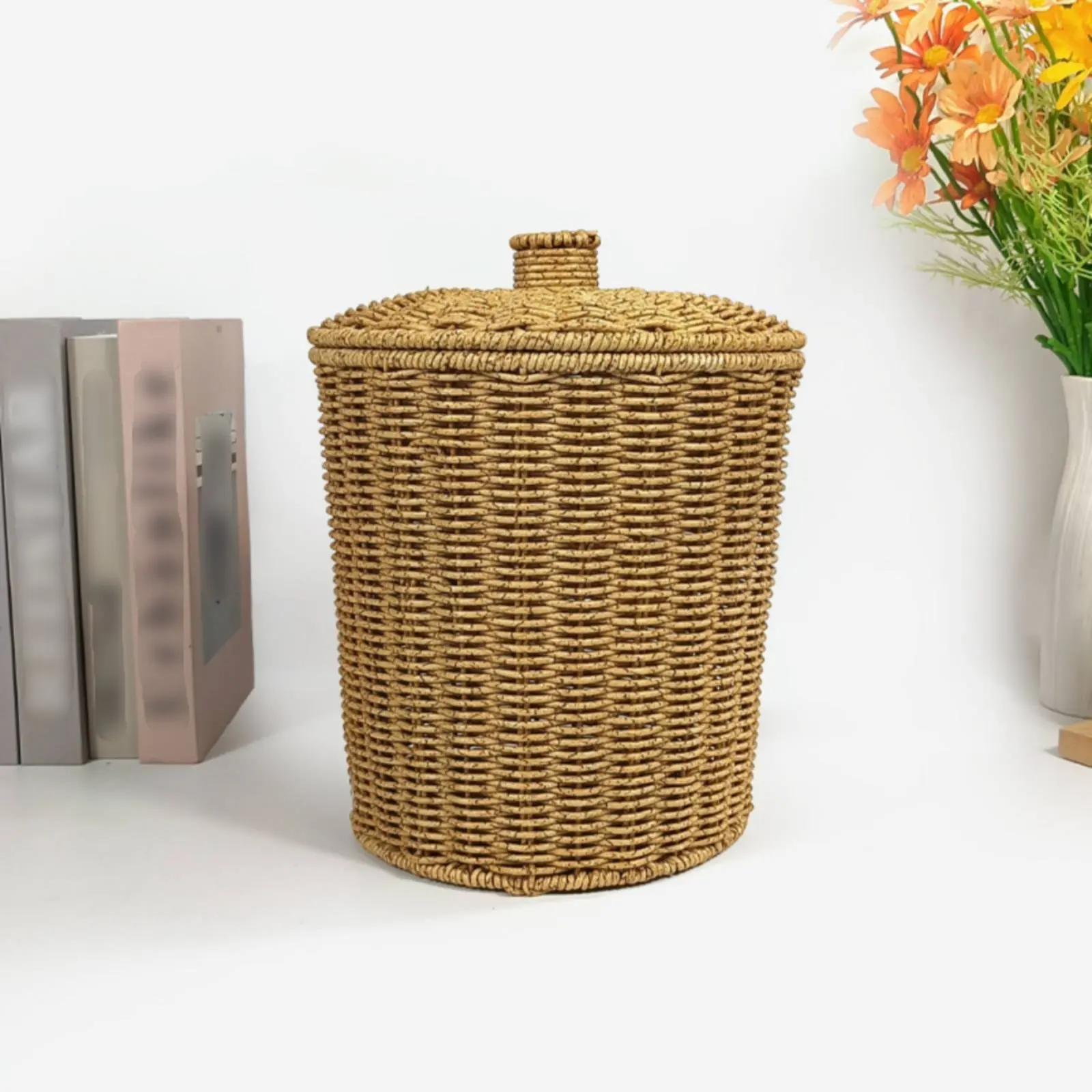 Lidded Trash Bin Woven Texture Rattan Waste Bin Wicker Trash Can Decorative Wastebasket Compact for Office