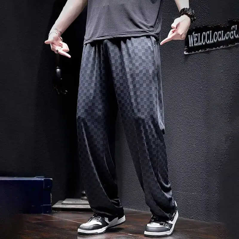 市松模様プリントパンツ男性ストレートルーズ大きいサイズ夏のアイスシルクパンツワイドレッグ巾着ストレッチスポーツズボン