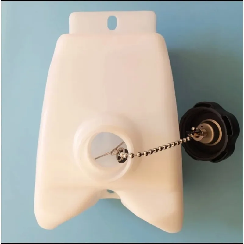 Suitable for Dongfa 2 Punch 3.5 Horsepower Mercury 2 Punch 3.3 Horsepower Outboard Engine with Built-in Plastic Fuel Tank